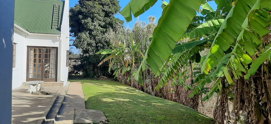 Commercial Property for Sale in Bergsig Western Cape